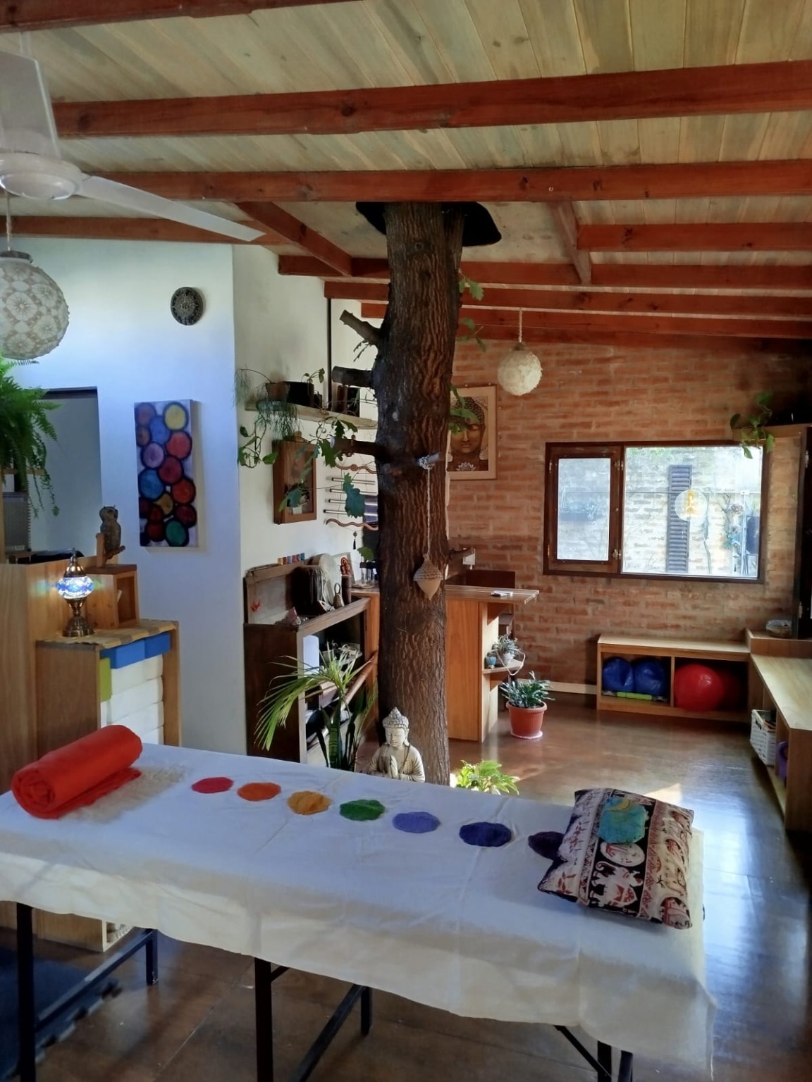 Reiki y armonización energética Namasté Ashram preparado para una sesión de Reiki